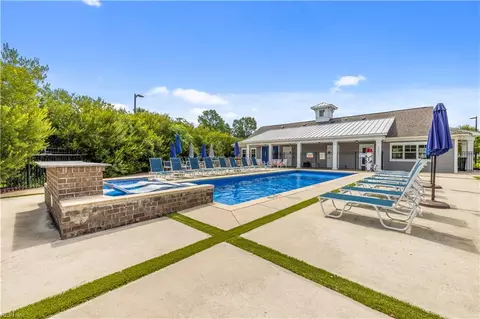Exterior - 311 Fishers Ct, Hampton, VA 23666 photo 8 of 10