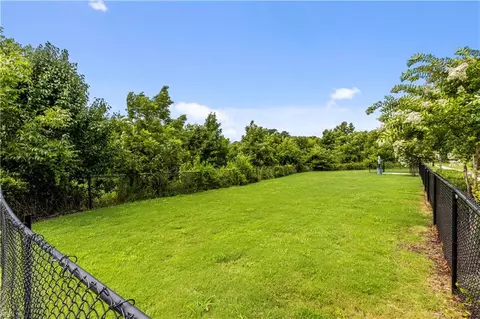 Exterior - 311 Fishers Ct, Hampton, VA 23666 photo 9 of 10