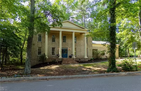 2628 Shorehaven Dr, Virginia Beach, VA 23454