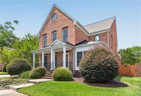 281 Ts Eliot St, Newport News, VA 23606