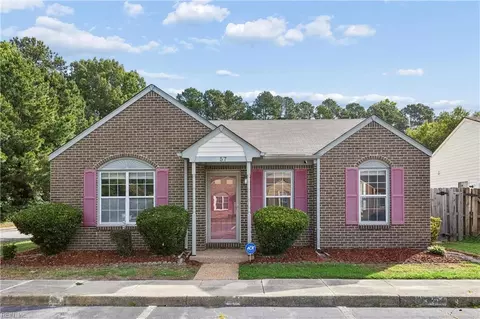 57 N Lake Loop, Hampton, VA 23666