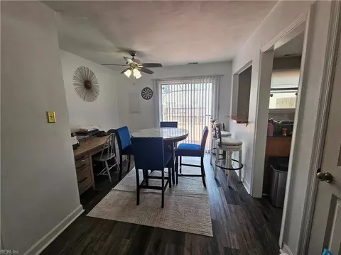 Dining - 3202 Clover Rd E, Chesapeake, VA 23321 photo 2 of 2