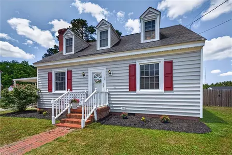 26 N Court St, Windsor, VA 23487