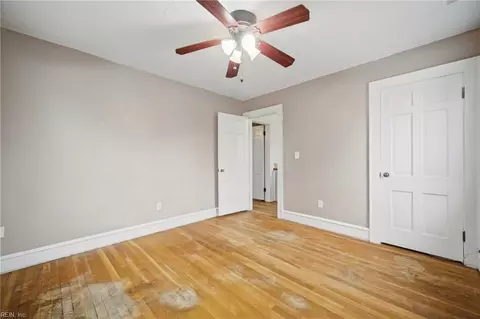Bedroom - 5 Willoughby Pl, Hampton, VA 23661 photo 5 of 8