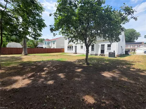 220 Upland Dr, Hampton, VA 23666 photo 27
