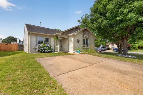 1005 Culmer Dr, Virginia Beach, VA 23454