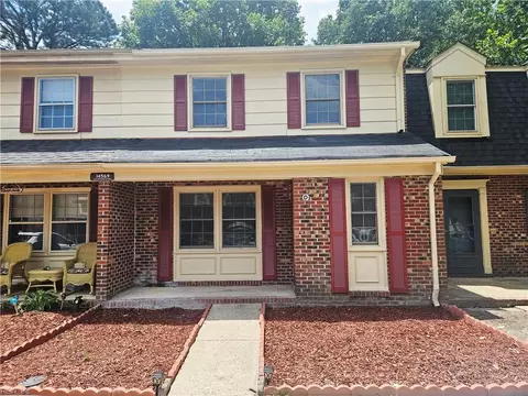 14569 Old Courthouse Way # D, Newport News, VA 23608