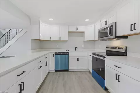 Kitchen - 2102 Grimes Rd, Hampton, VA 23663 photo 2 of 3