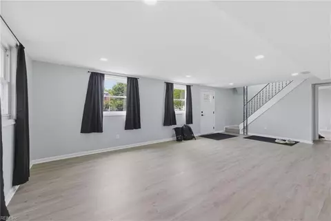 Living - 2102 Grimes Rd, Hampton, VA 23663 photo 11 of 11