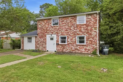 Exterior - 2102 Grimes Rd, Hampton, VA 23663 photo 4 of 9