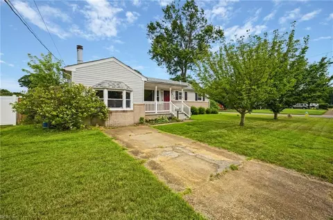 1516 Gardenwood Pw Pkwy, Virginia Beach, VA 23455
