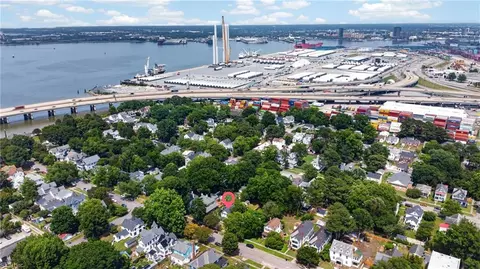 219 Broad St, Portsmouth, VA 23707