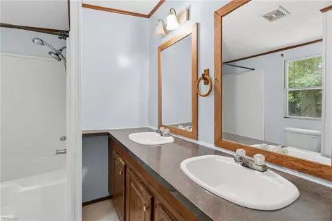 Bath - 7695 Wagon Run Rd, Gloucester, VA 23061 photo 1 of 2
