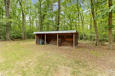 Exterior - 7695 Wagon Run Rd, Gloucester, VA 23061 photo 5 of 9