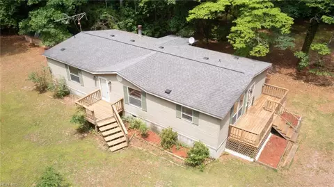 7695 Wagon Run Rd, Gloucester, VA 23061