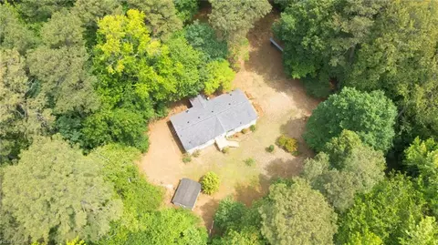 7695 Wagon Run Rd, Gloucester, VA 23061