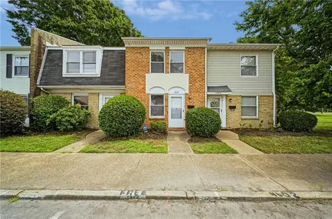 Exterior - 4602 Greenwood Dr, Portsmouth, VA 23701 photo 8 of 9