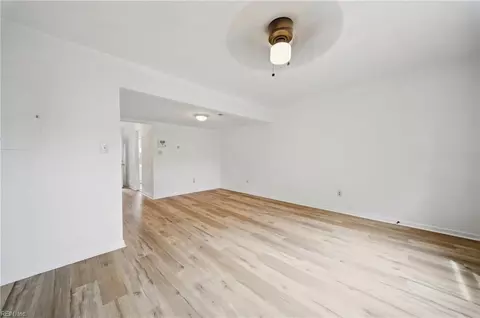 Living - 4602 Greenwood Dr, Portsmouth, VA 23701 photo 2 of 3