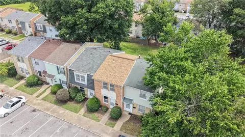 View/Area - 4602 Greenwood Dr, Portsmouth, VA 23701 photo 2 of 17