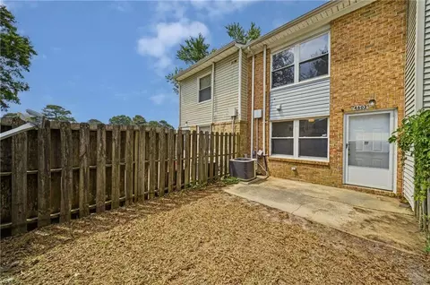 Exterior - 4602 Greenwood Dr, Portsmouth, VA 23701 photo 4 of 9