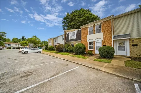 Exterior - 4602 Greenwood Dr, Portsmouth, VA 23701 photo 9 of 9