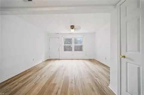 Living - 4602 Greenwood Dr, Portsmouth, VA 23701 photo 3 of 3