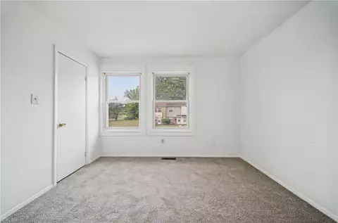 Bedroom - 4602 Greenwood Dr, Portsmouth, VA 23701 photo 1 of 6