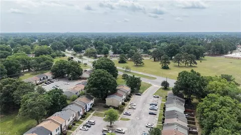 View/Area - 4602 Greenwood Dr, Portsmouth, VA 23701 photo 12 of 17