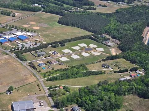 106 Indian Kettle Rd, Currituck County, NC 27947