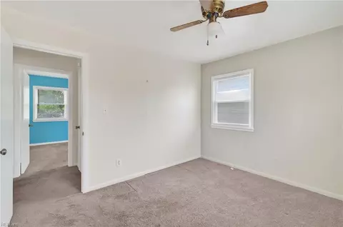 Bedroom - 825 Thames Dr, Hampton, VA 23666 photo 2 of 7