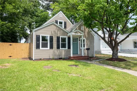 7534 Yorktown Dr, Norfolk, VA 23505
