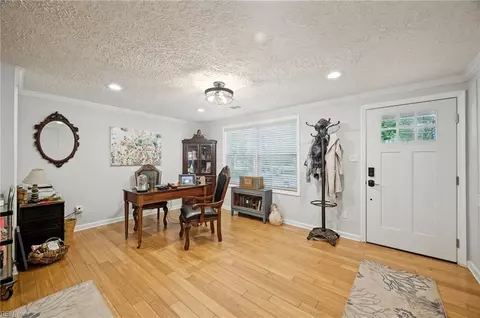 Entry Way - 8729 Marlfield Rd, Gloucester, VA 23061 photo 1 of 1