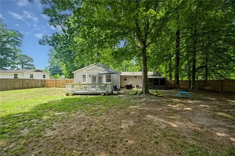 Exterior - 8729 Marlfield Rd, Gloucester, VA 23061 photo 6 of 6
