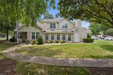 808 Sandy Bay Cv, Newport News, VA 23602