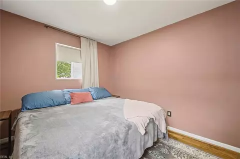Bedroom - 724 Hemlock Ave, Hampton, VA 23661 photo 3 of 4