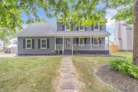 408 Knells Ridge Dr, Chesapeake, VA 23320