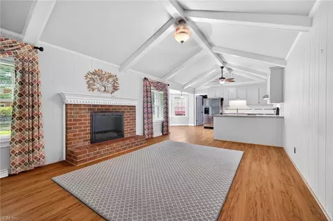 Living - 4005 Terry Dr, Chesapeake, VA 23321 photo 1 of 4