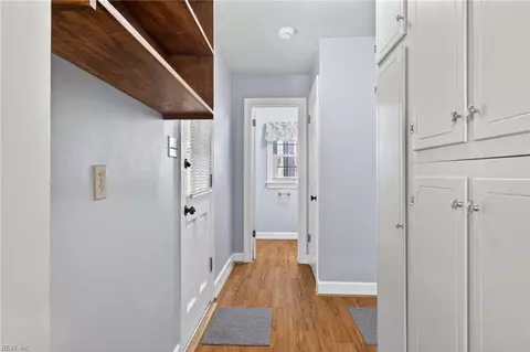 Entry Way - 4005 Terry Dr, Chesapeake, VA 23321 photo 1 of 2