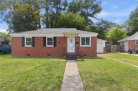 5417 Douglas St, Norfolk, VA 23509