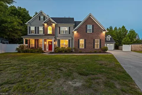 1109 Honey Bee Ct, Chesapeake, VA 23322