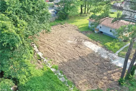 4999 Clifton St, Chesapeake, VA 23321