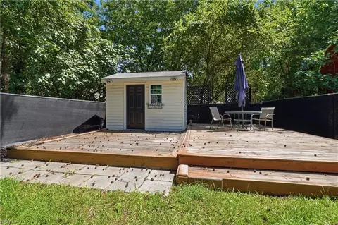 Exterior - 802 Teach St, Hampton, VA 23661 photo 2 of 10