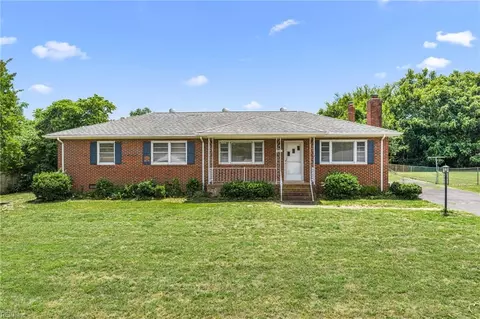 7443 Ridge View Rd, Mechanicsville, VA 23111
