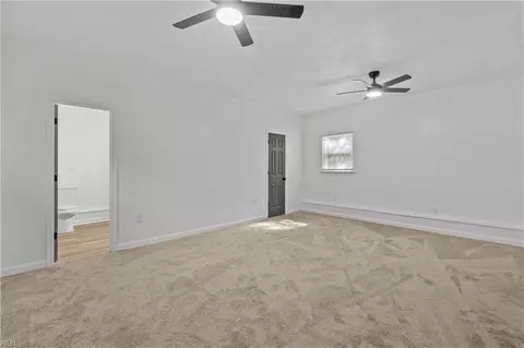 Bedroom - 1445 Oakcrest Dr, Hampton, VA 23663 photo 5 of 5