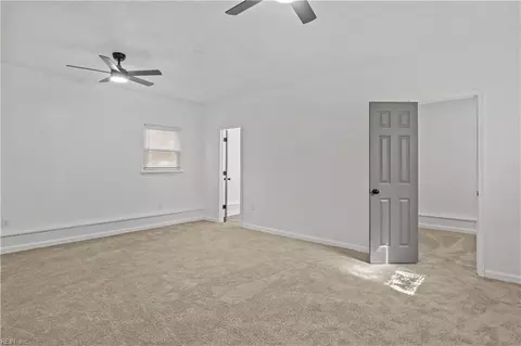 Bedroom - 1445 Oakcrest Dr, Hampton, VA 23663 photo 2 of 5