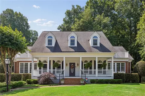 402 Comfort Cv, Newport News, VA 23606