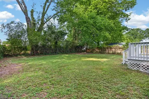 Exterior - 212 Boswell Dr, Hampton, VA 23669 photo 3 of 6