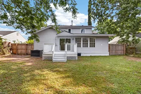 Exterior - 212 Boswell Dr, Hampton, VA 23669 photo 5 of 6
