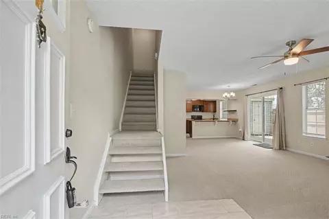4404 Segovia Ct, Virginia Beach, VA 23462