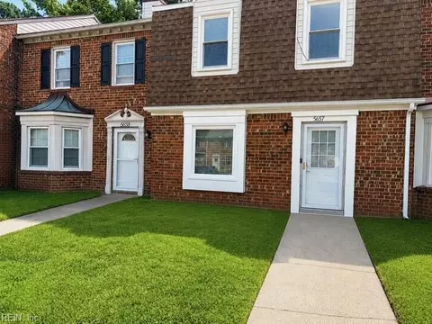 5657 Rivermill Circle Cir, Portsmouth, VA 23703
